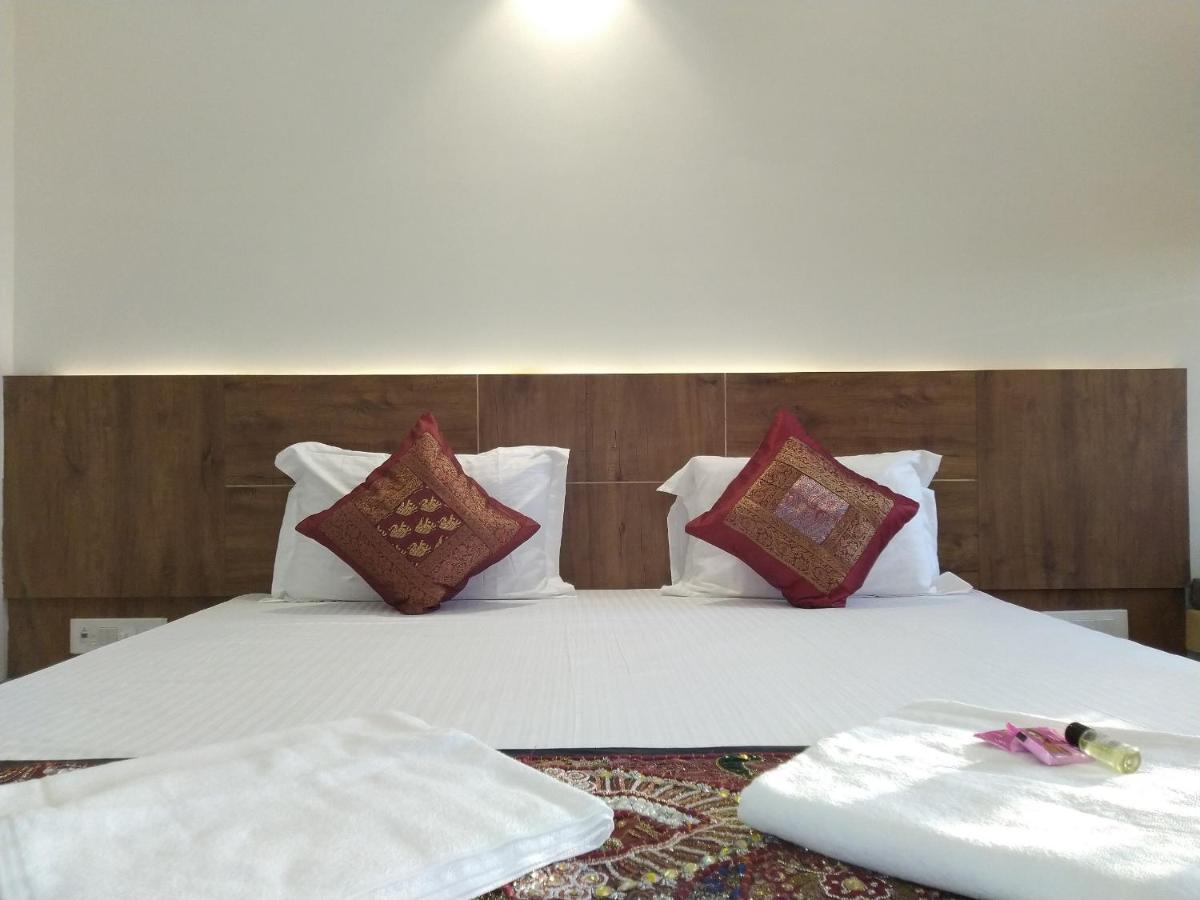 Aapni Haveli Hotel Jaisalmer Buitenkant foto