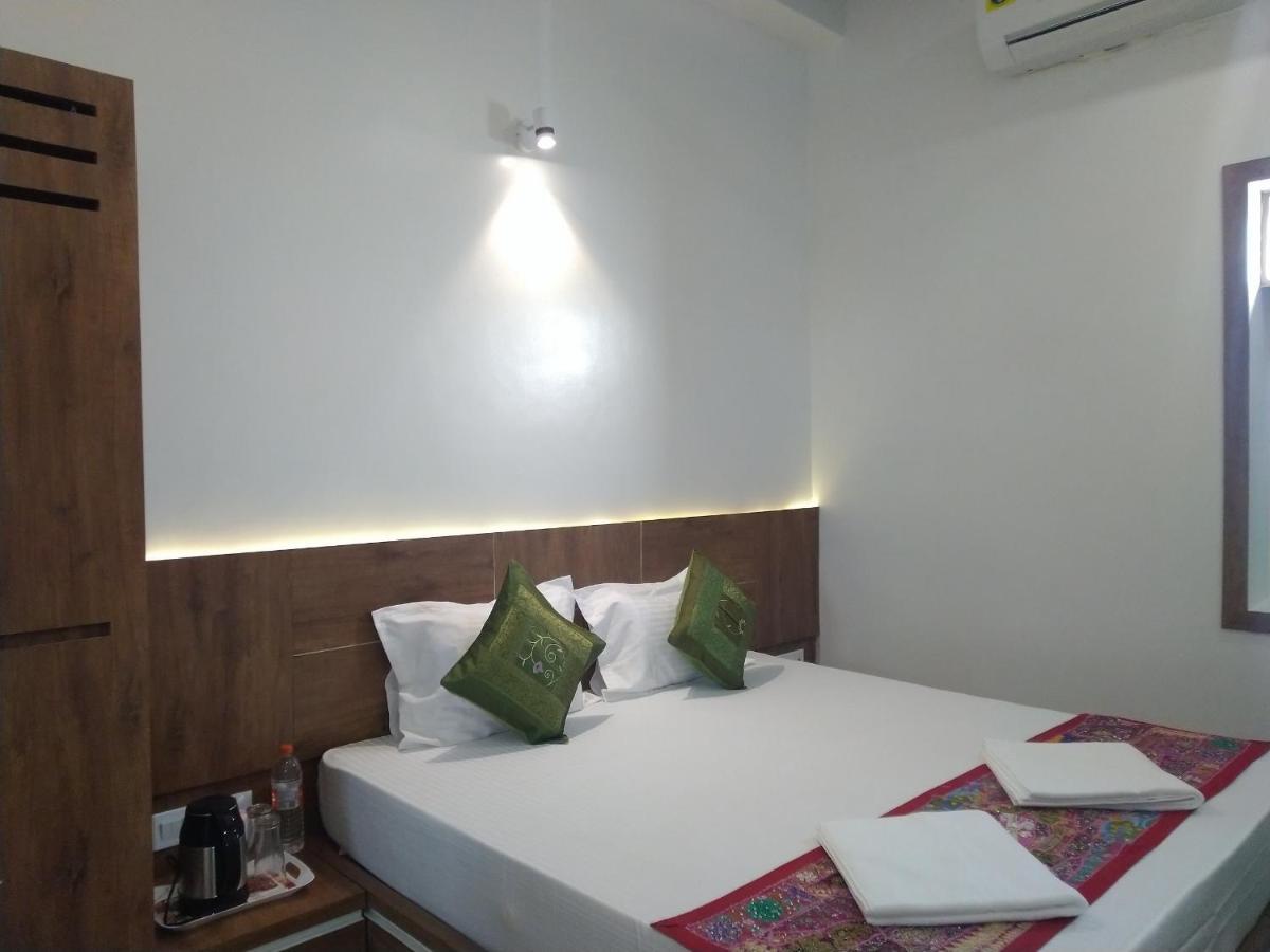 Aapni Haveli Hotel Jaisalmer Buitenkant foto