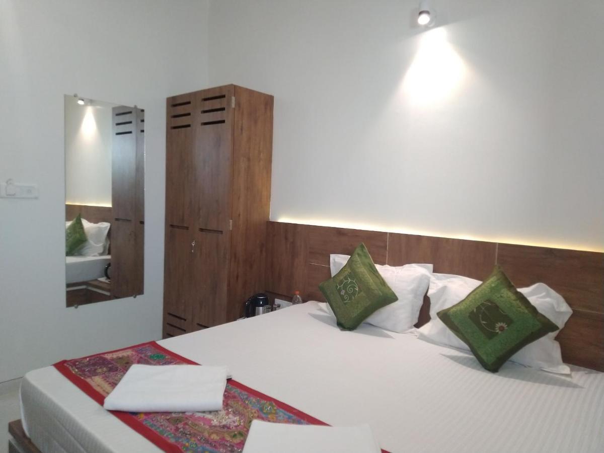 Aapni Haveli Hotel Jaisalmer Buitenkant foto